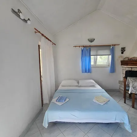 Kucija Vrnik Апартаменты Корчула